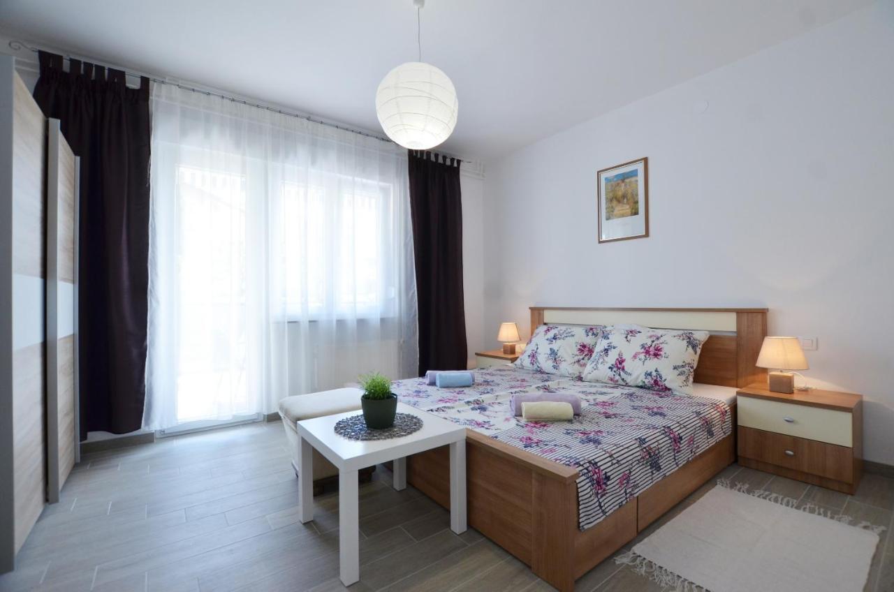 רוביני Katy Apartment מראה חיצוני תמונה