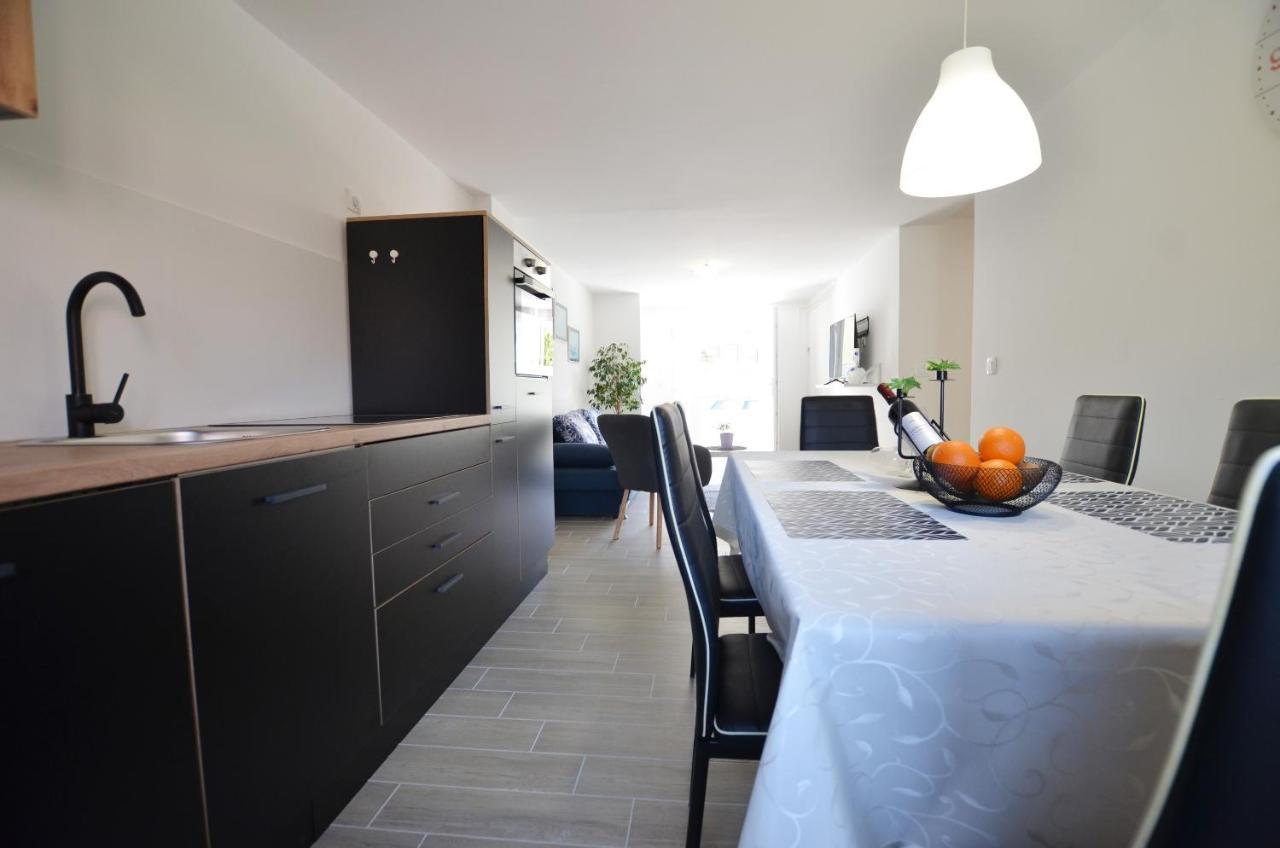 רוביני Katy Apartment מראה חיצוני תמונה
