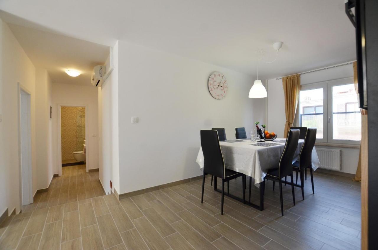 רוביני Katy Apartment מראה חיצוני תמונה